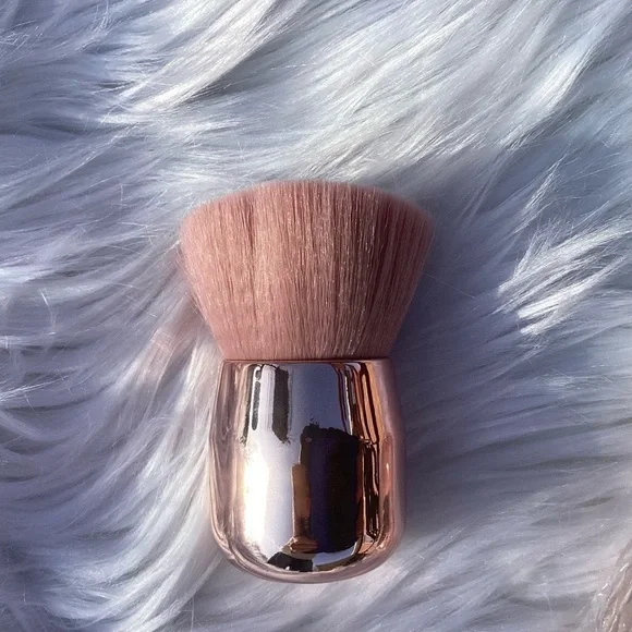 NEW Kabuki Makeup Brush Pink Travel Brush - Picture 1 of 7